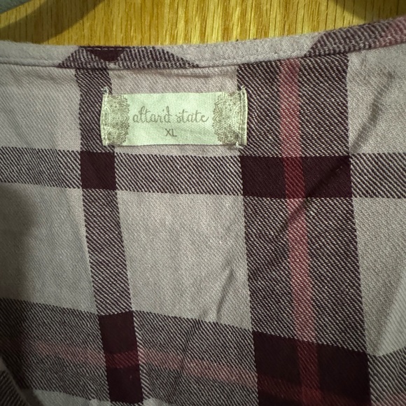 Altar’d State flannel blouse XL like new - Picture 2 of 3